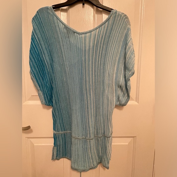 White House Black Market Light Blue Knit Top - Picture 8 of 10